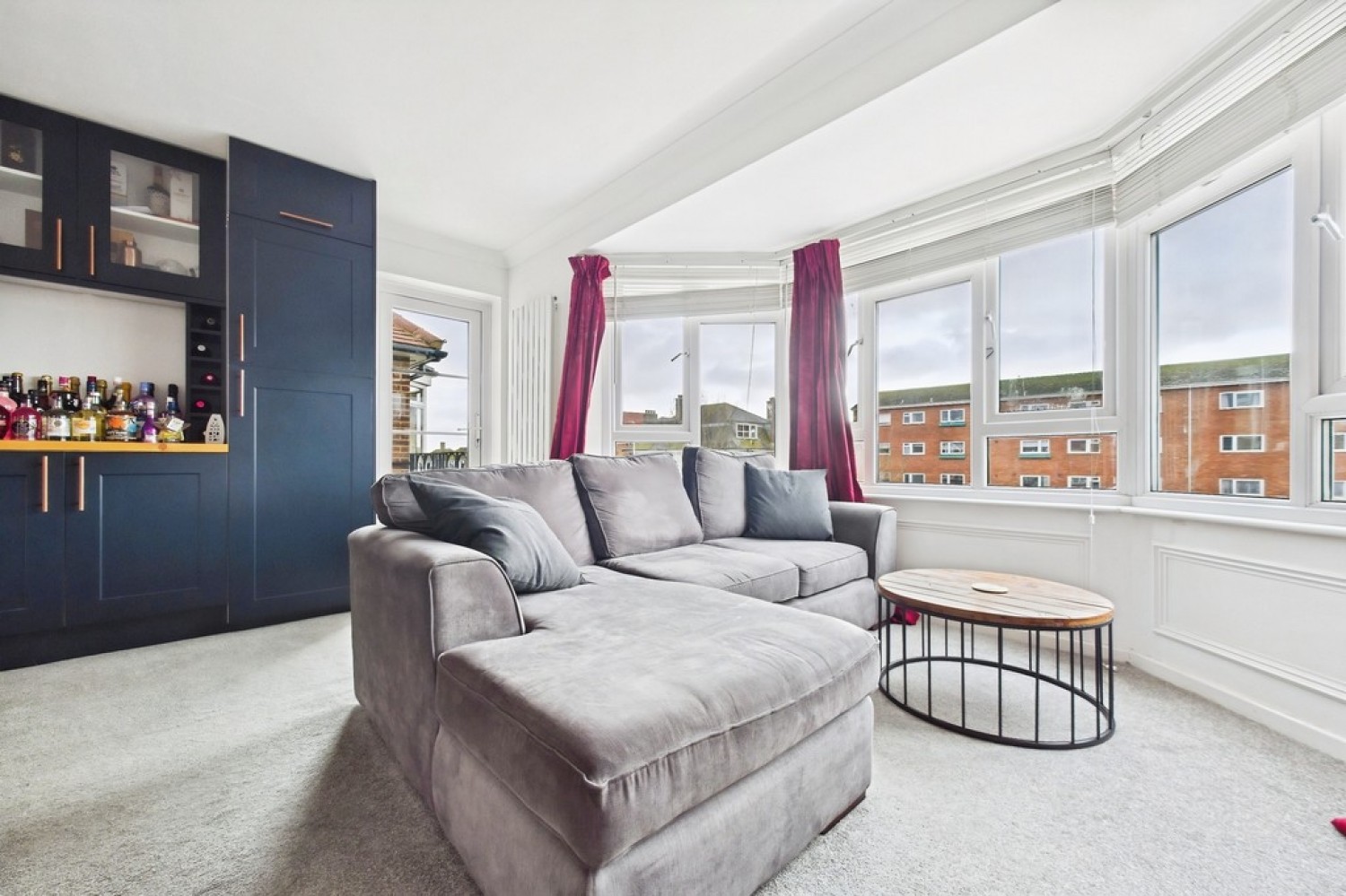 3 bedroom Flat for Sale Sandgate Road, Folkestone