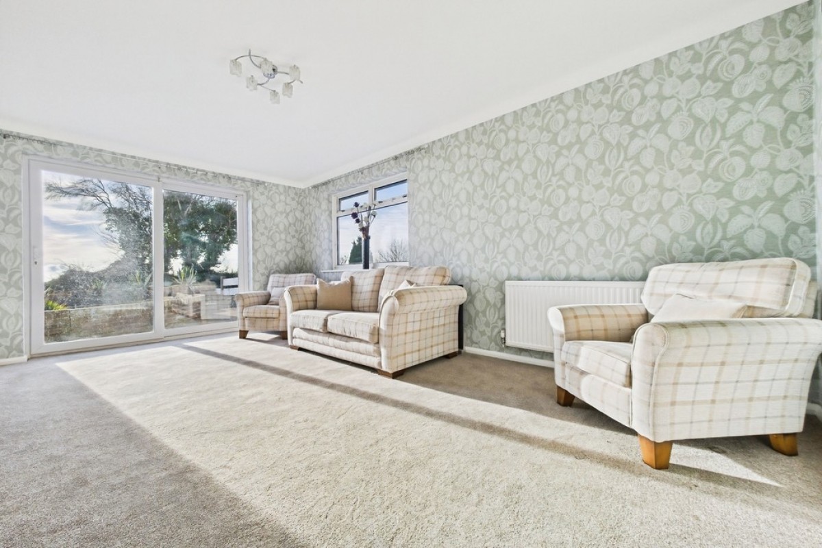 Old Dover Road, Capel Le Ferne