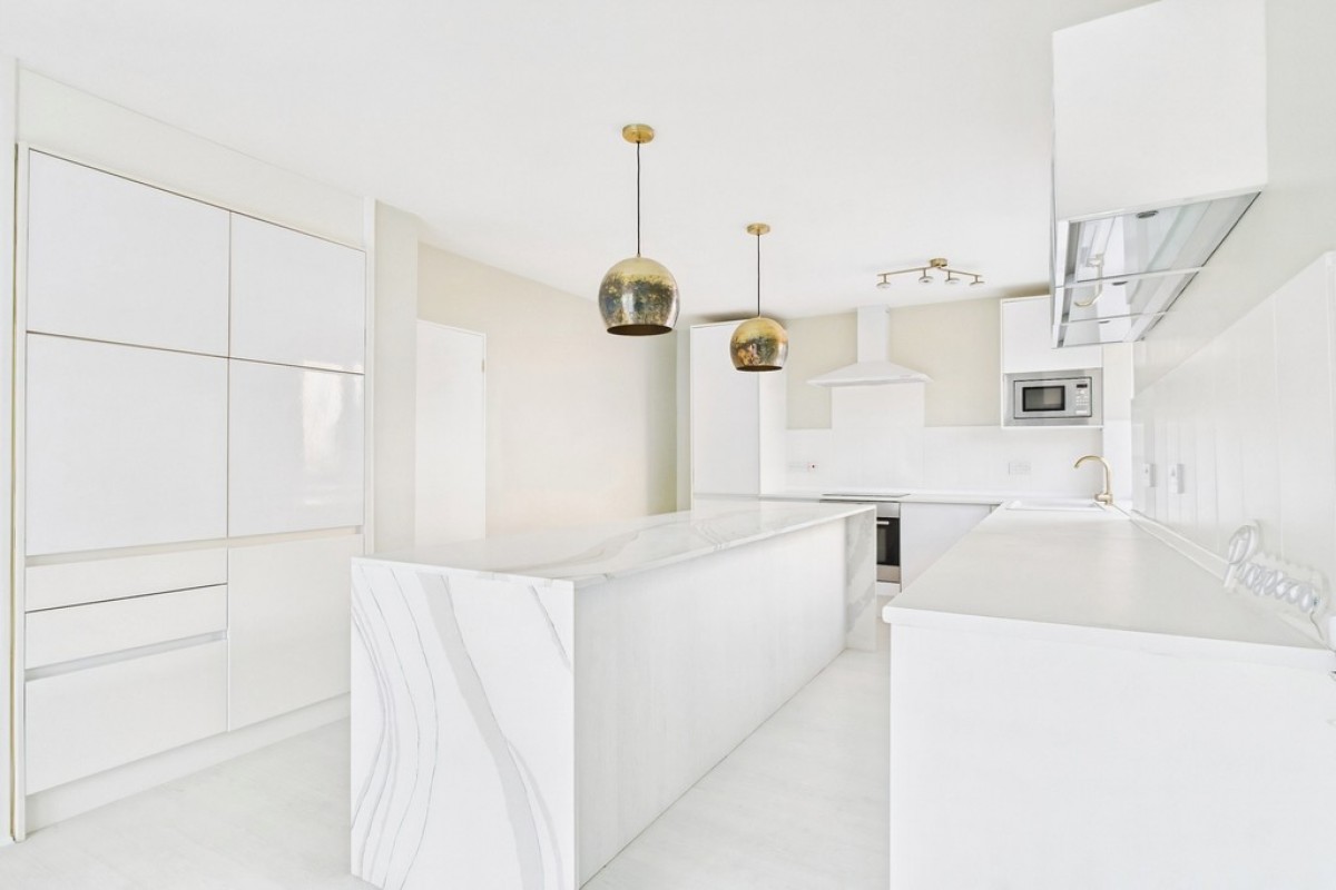 Old Dover Road, Capel Le Ferne