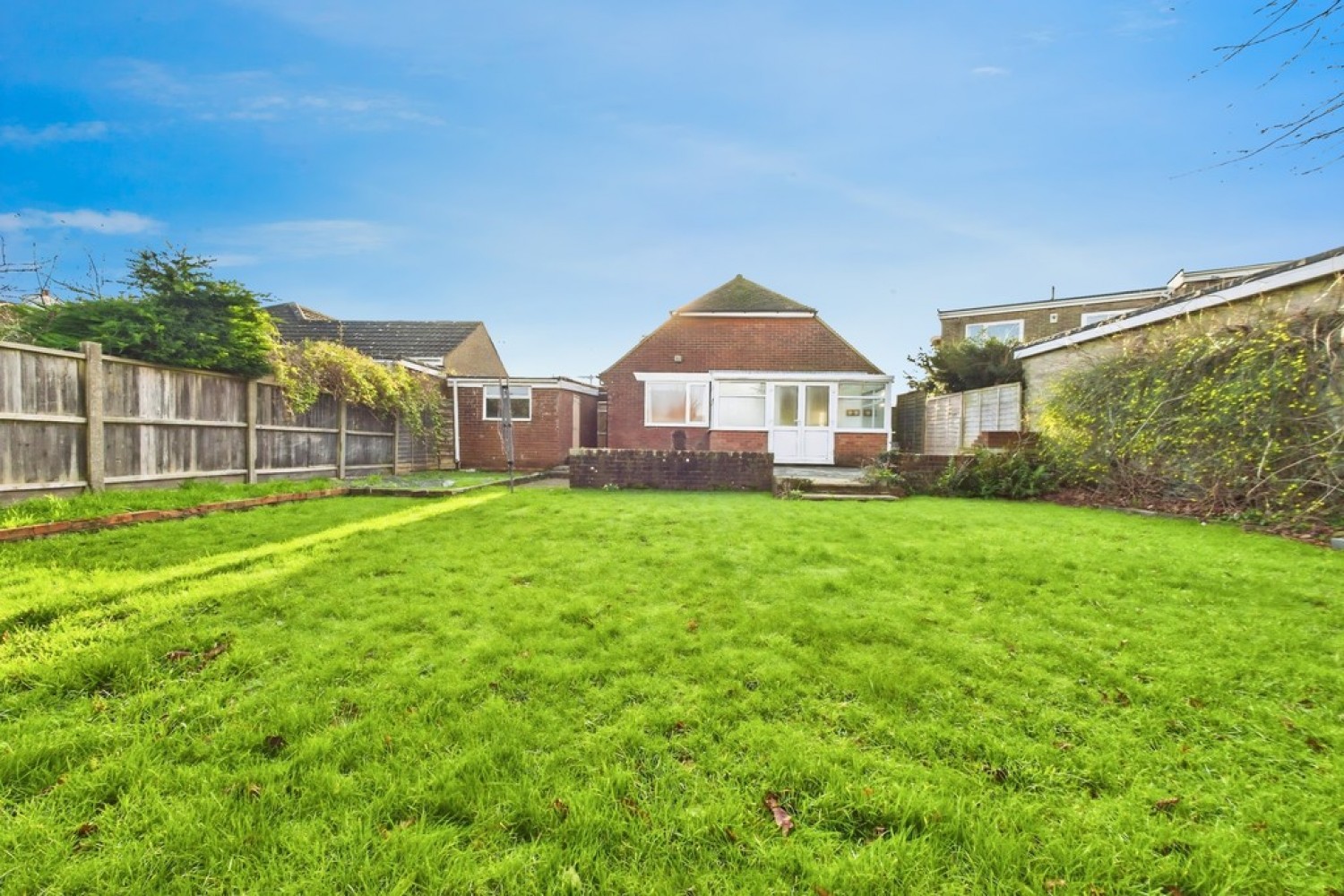 Old Dover Road, Capel Le Ferne