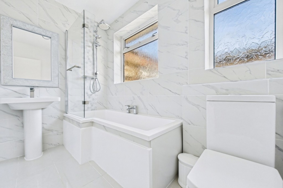 Old Dover Road, Capel Le Ferne