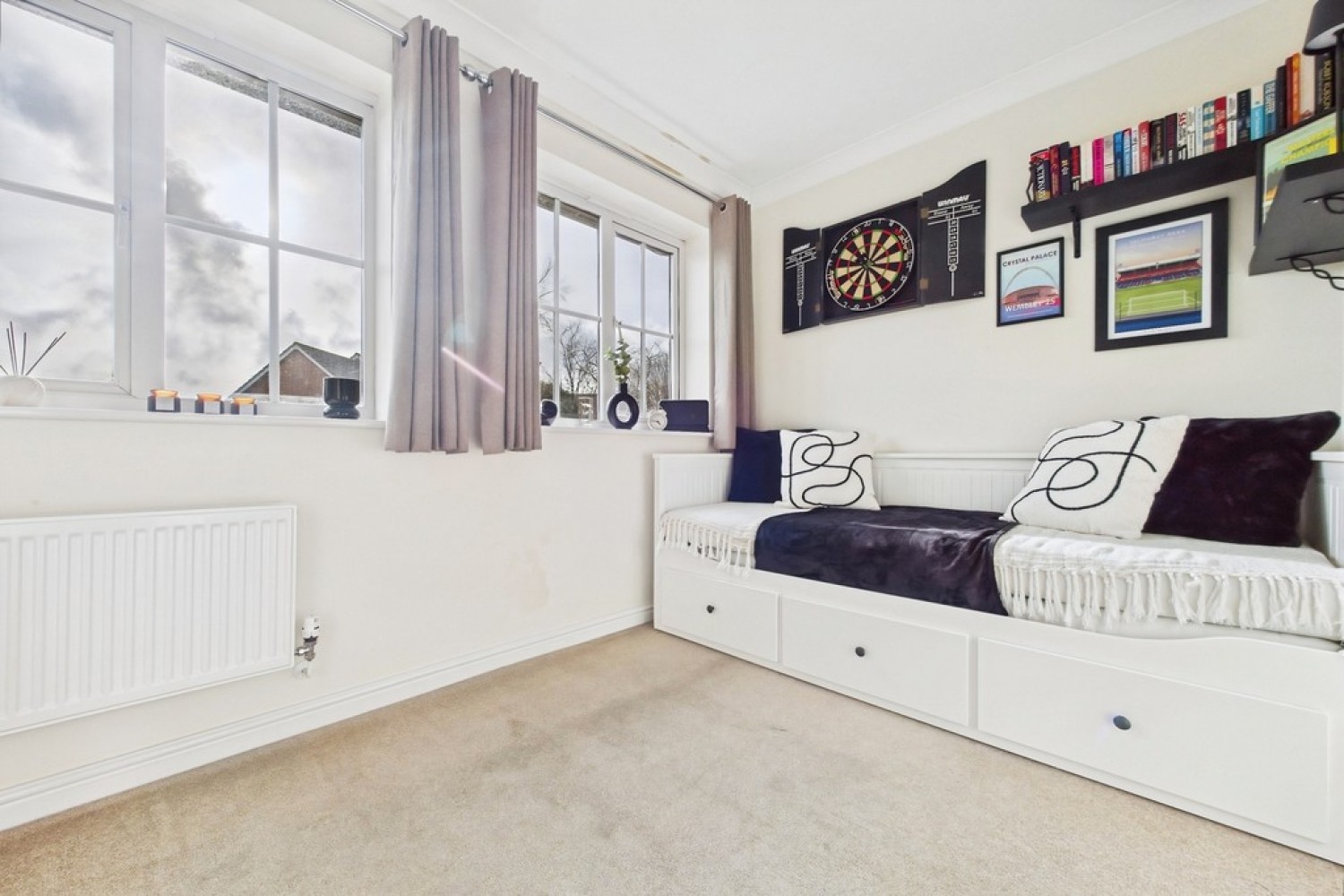 2 bedroom House in Mitchell Avenue, Hawkinge