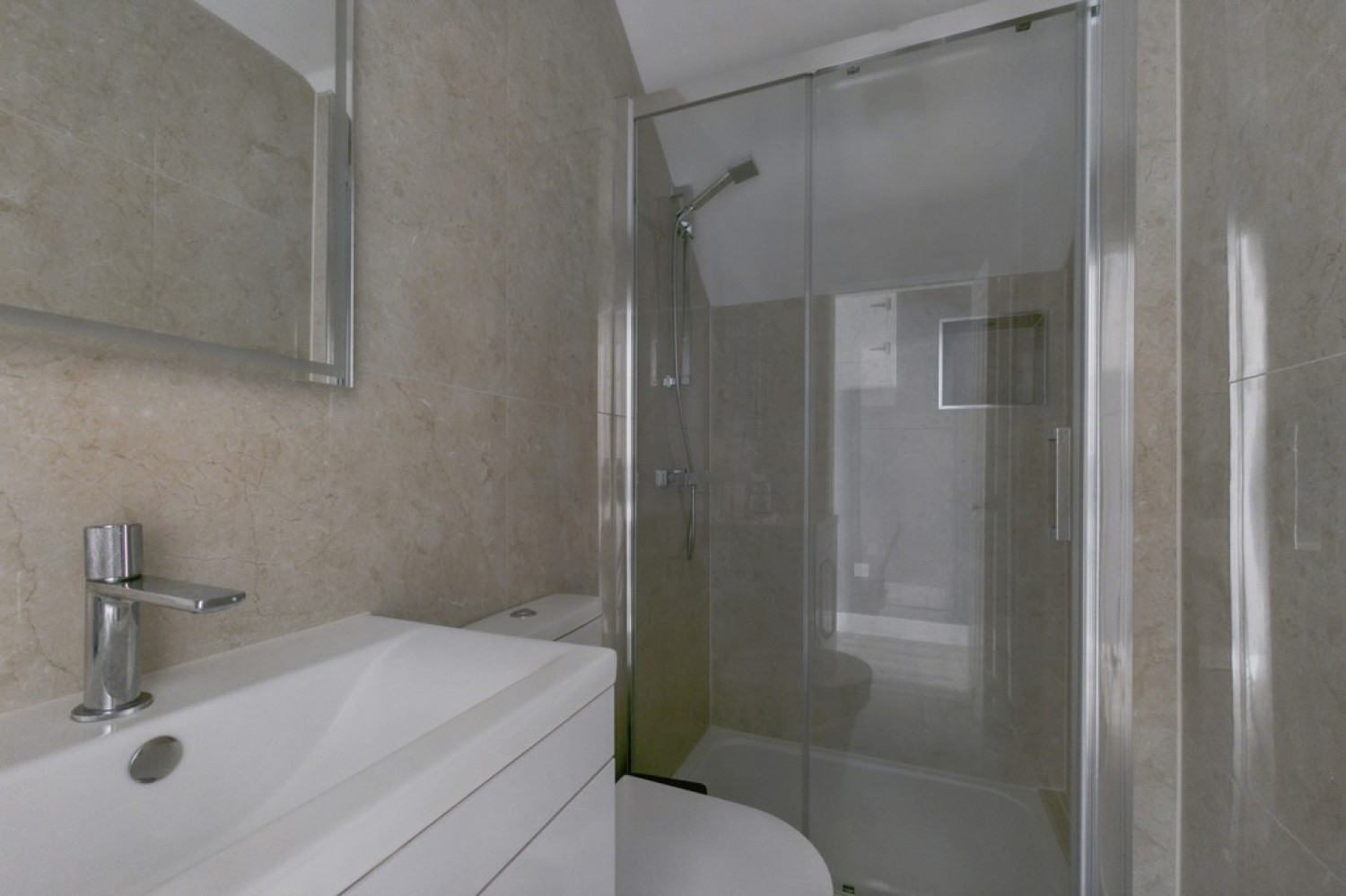 3 bedroom Flat for Letting Cheriton Road, Folkestone