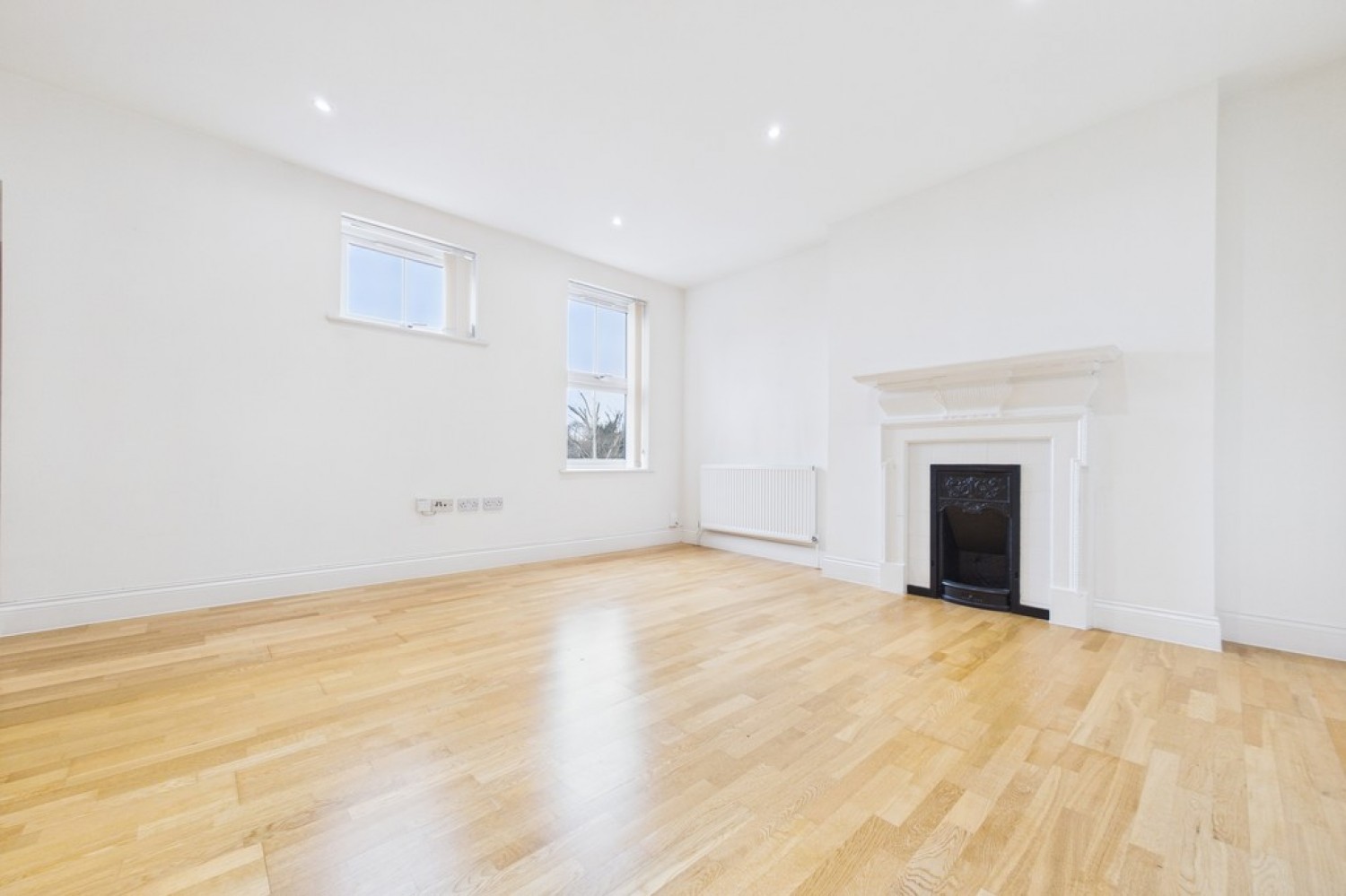 2 bedroom Flat for Letting Cherry Garden Avenue, Folkestone