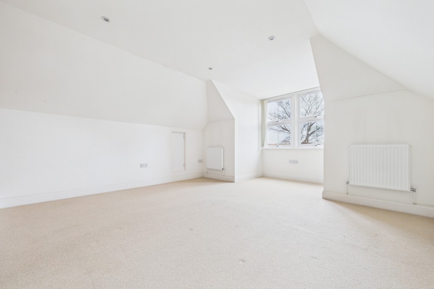 2 bedroom Flat for Letting Cherry Garden Avenue, Folkestone