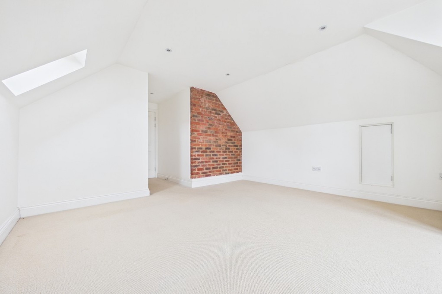 2 bedroom Flat for Letting Cherry Garden Avenue, Folkestone