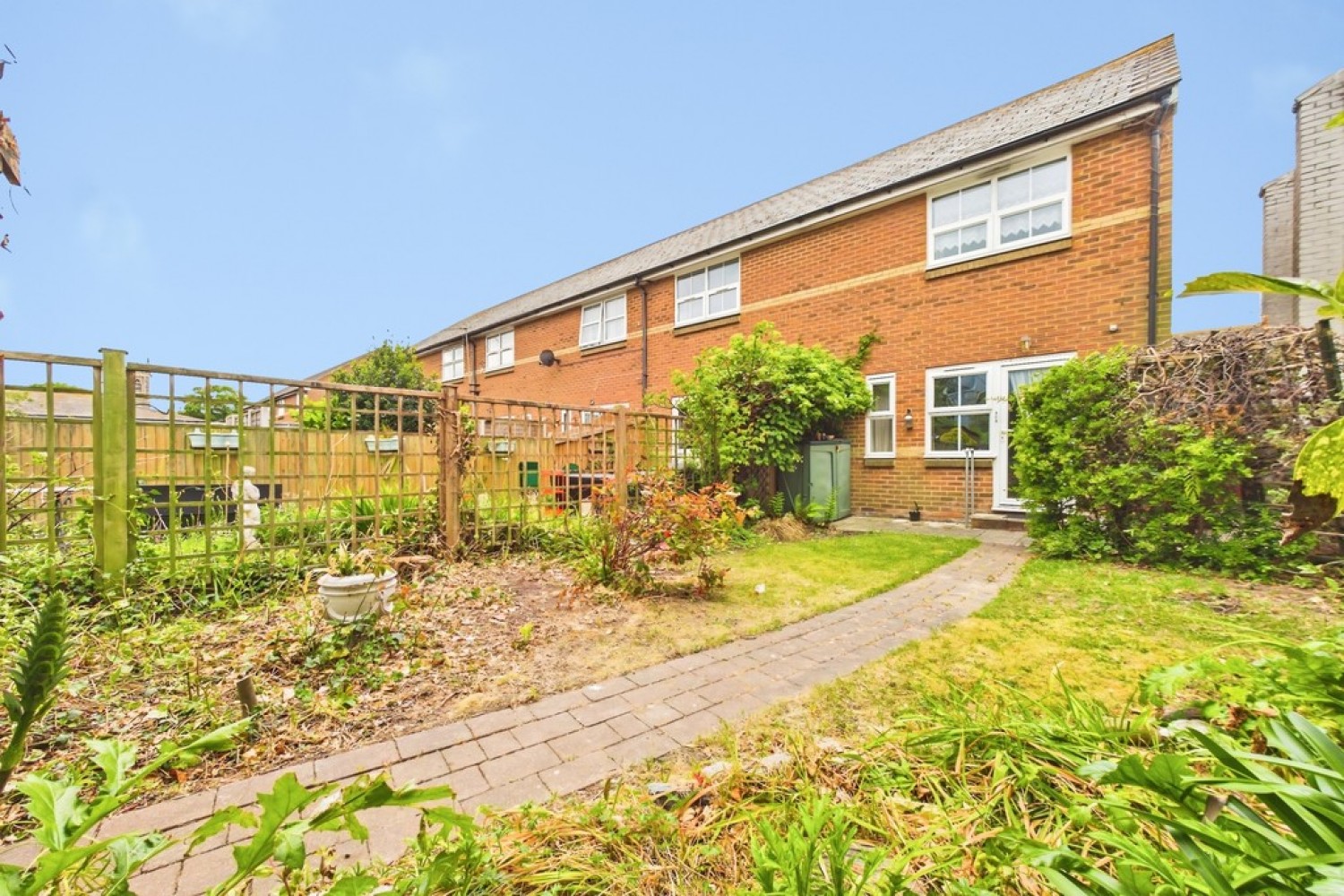 2 bedroom House for Sale Christchurch Road, Folkestone