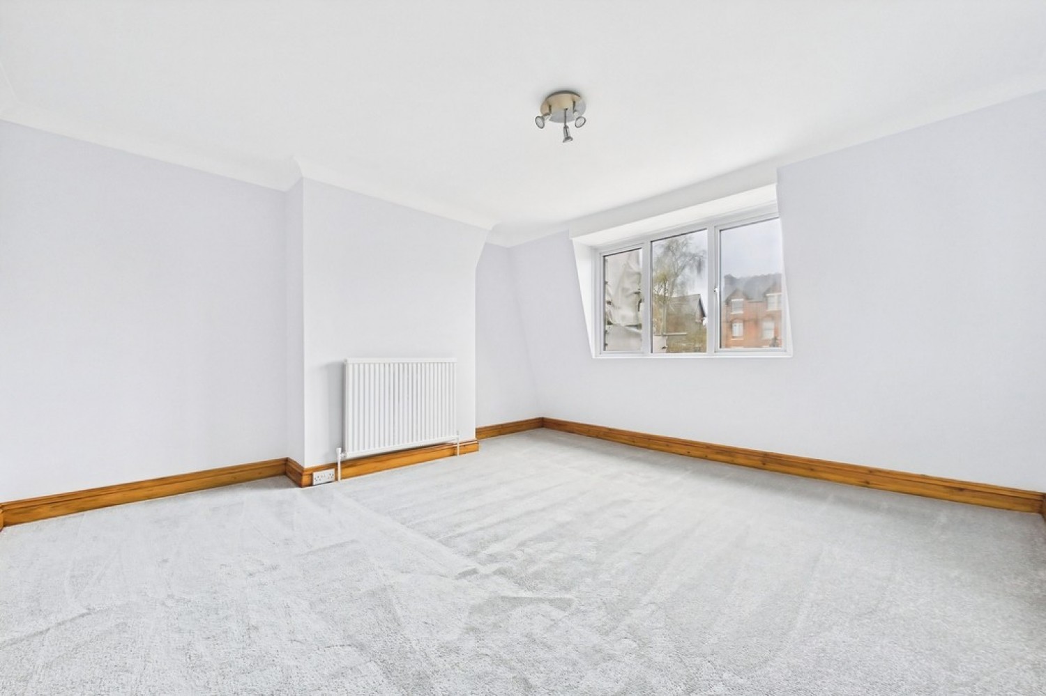 2 bedroom Flat for Sale Christ Church Road, Folkestone