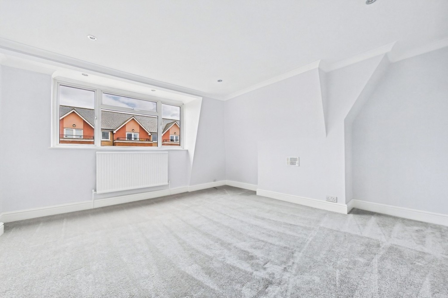 2 bedroom Flat for Sale Christ Church Road, Folkestone