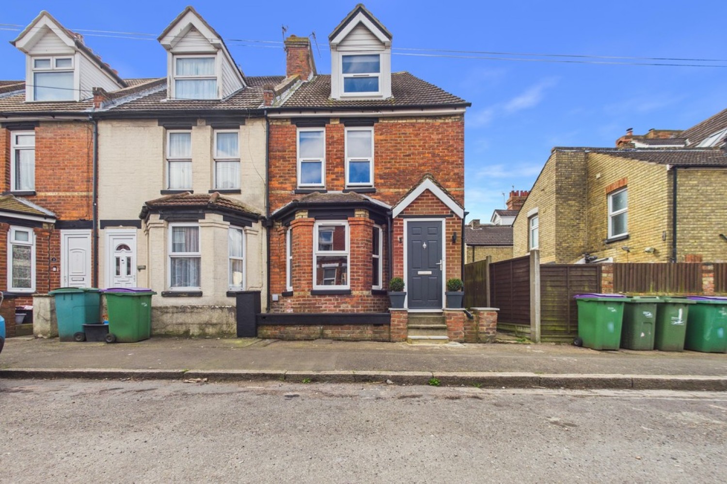 3 bedroom House for Sale Athelstan Road, Folkestone