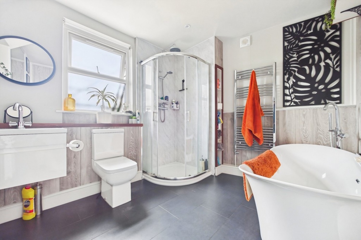 3 bedroom House for Sale Athelstan Road, Folkestone