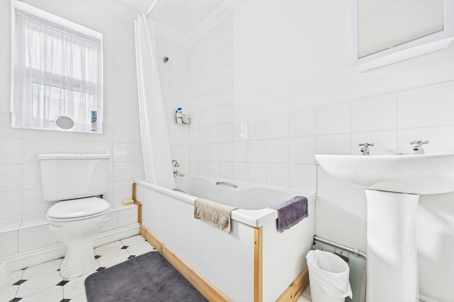 1 bedroom Flat for Sale Ark Lane, Deal