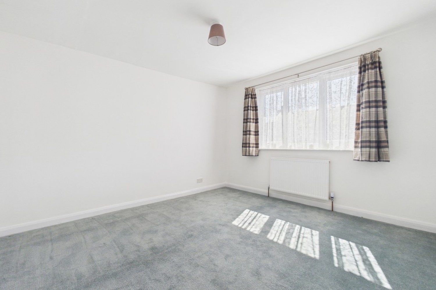 3 bedroom House for Letting Douglas Road, Dover