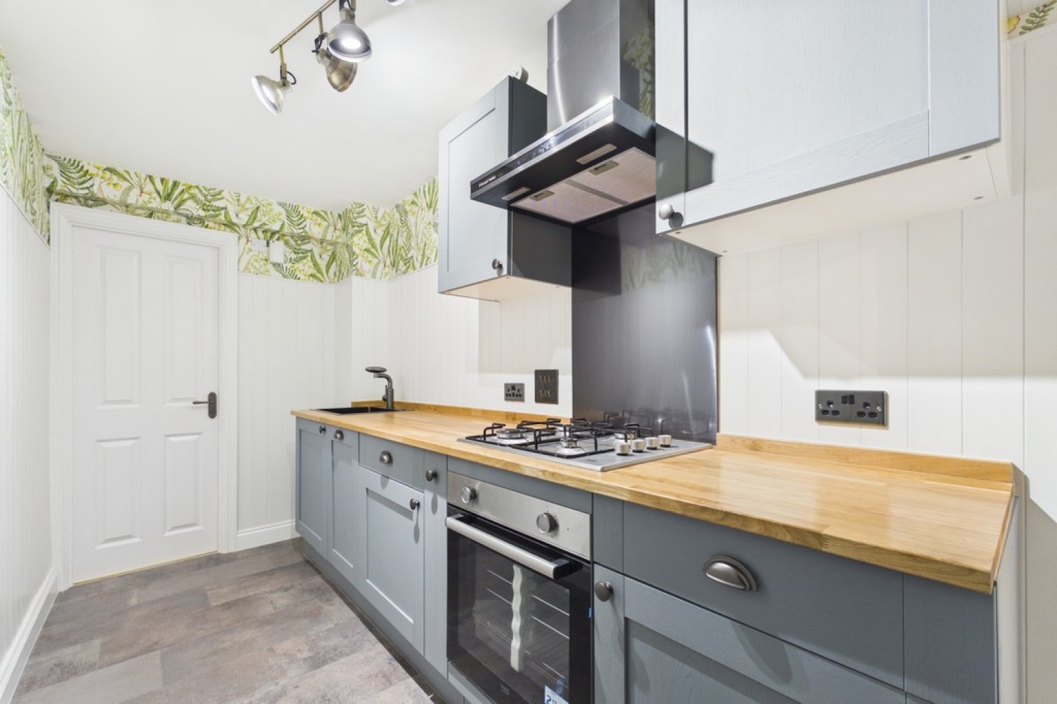 1 bedroom Flat for Letting Crescent Road, Ramsgate