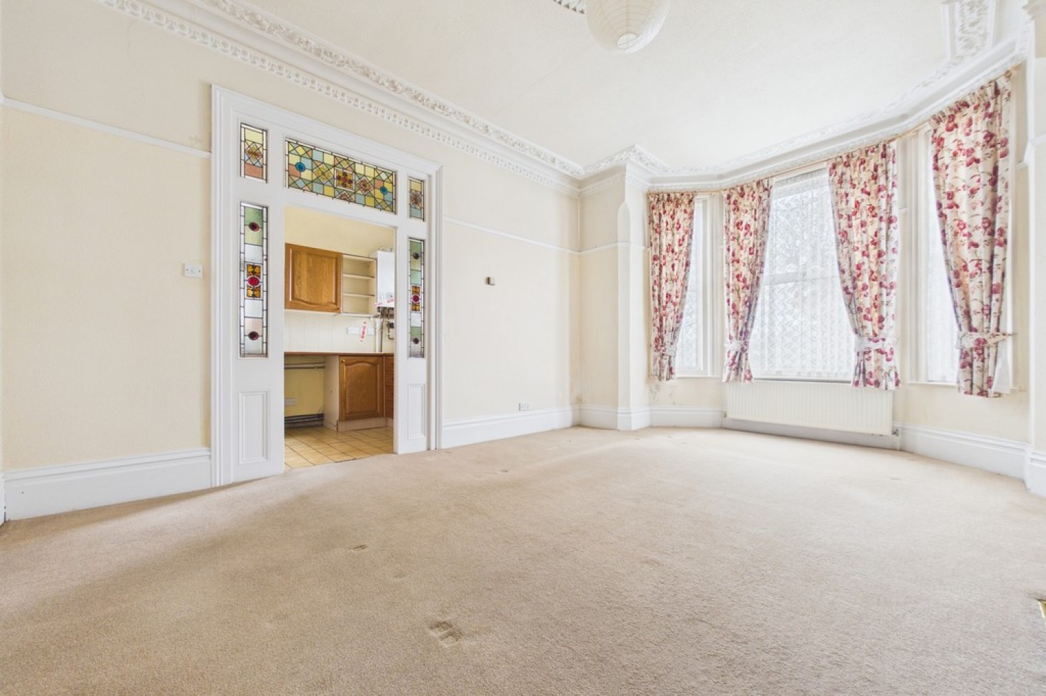 3 bedroom Flat for Sale Radnor Park Road, Folkestone