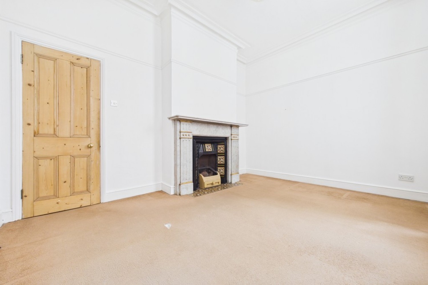 3 bedroom Flat for Sale Radnor Park Road, Folkestone