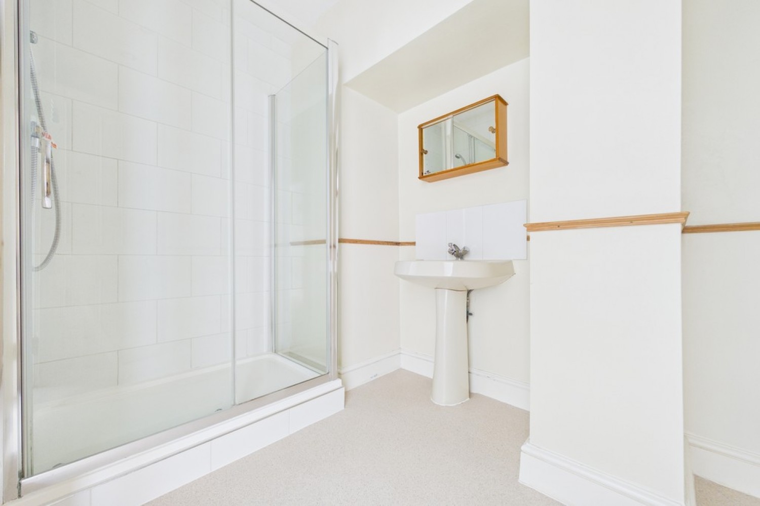 3 bedroom Flat for Sale Radnor Park Road, Folkestone