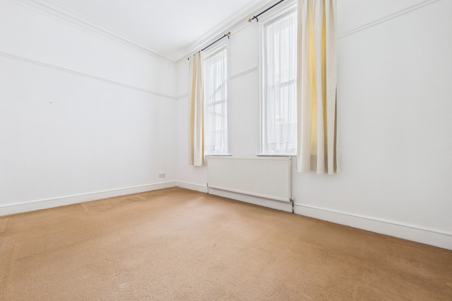 3 bedroom Flat for Sale Radnor Park Road, Folkestone