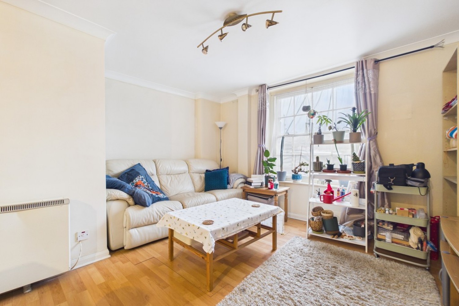 1 bedroom Flat for Sale Snargate Street, Dover