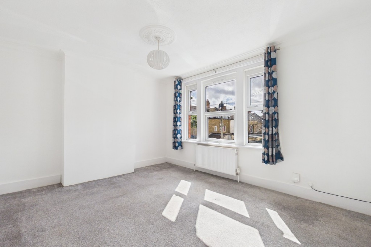 3 bedroom House for Letting Garden Road, Folkestone