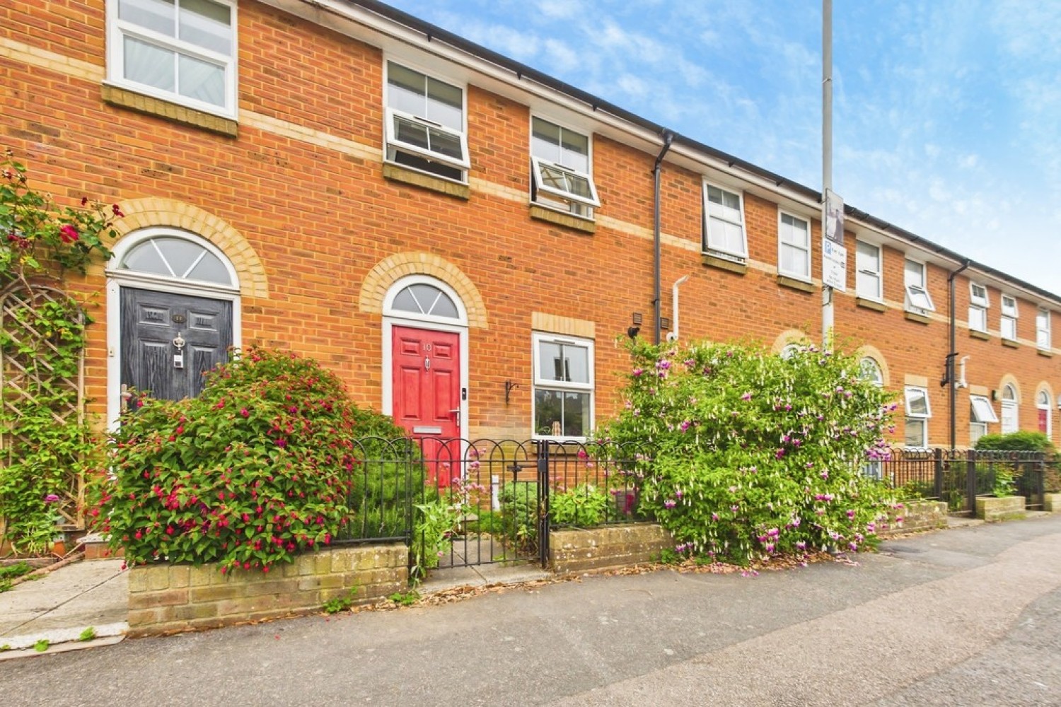 2 bedroom House for Sale Christchurch Road, Folkestone