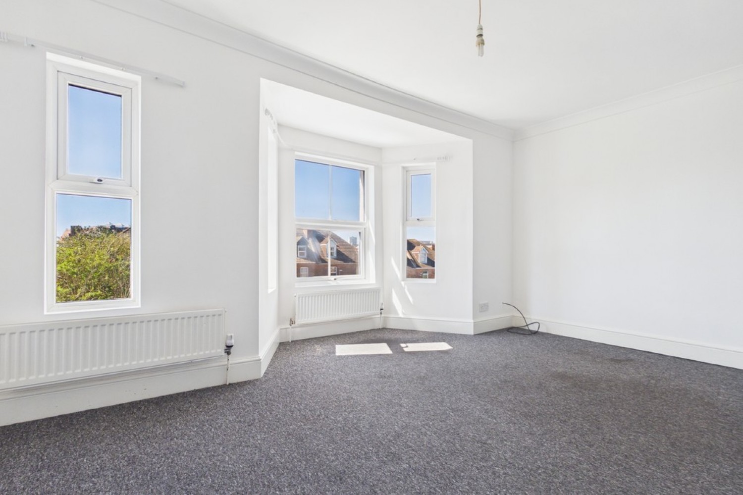 1 bedroom Flat for Sale East Cliff, Folkestone
