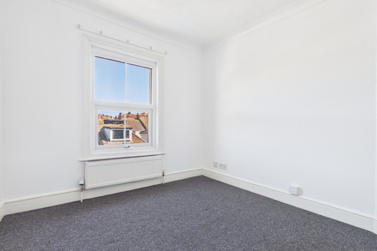 1 bedroom Flat for Sale East Cliff, Folkestone