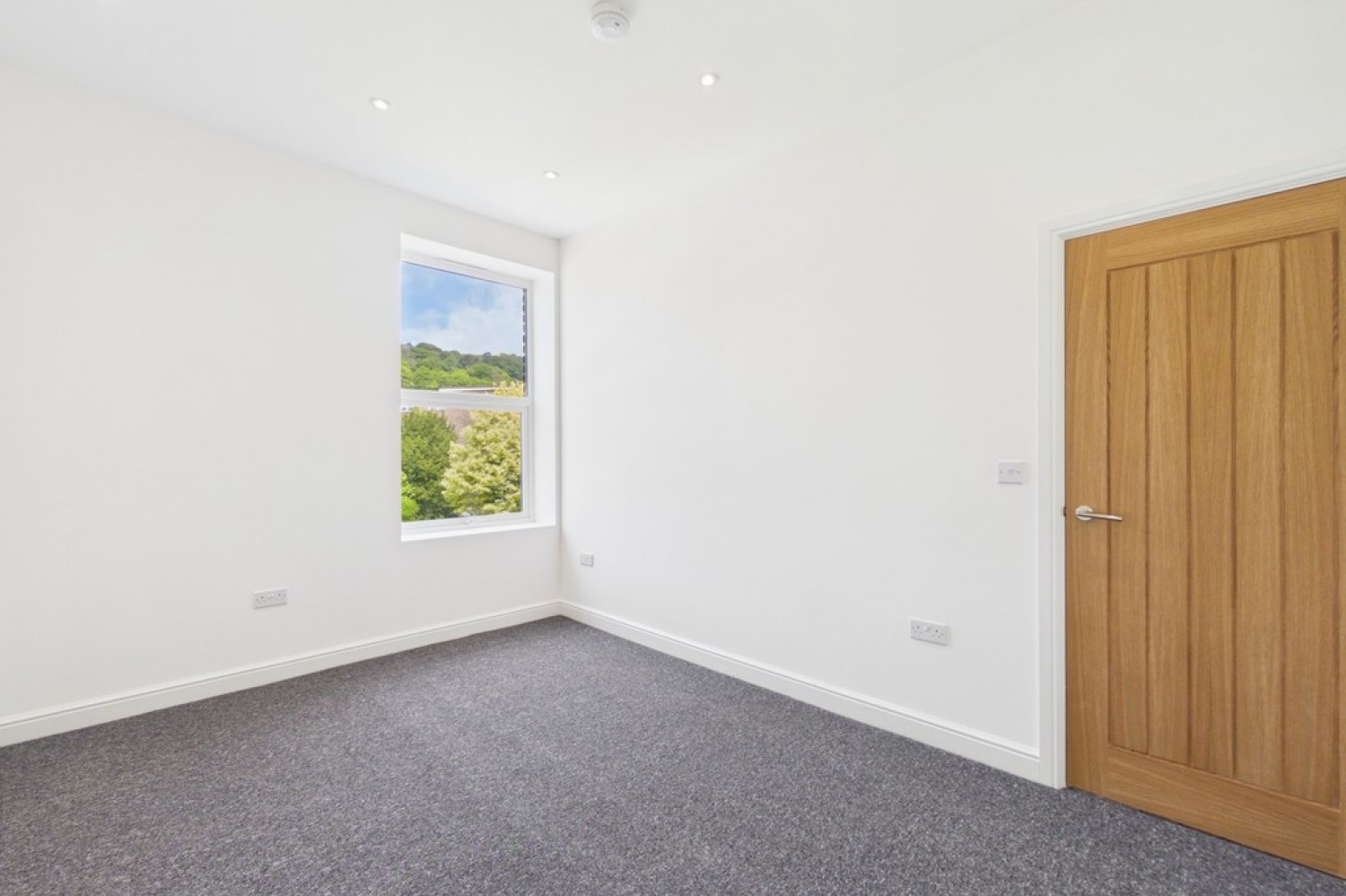 1 bedroom Flat for Sale Maison Dieu Road , Dover