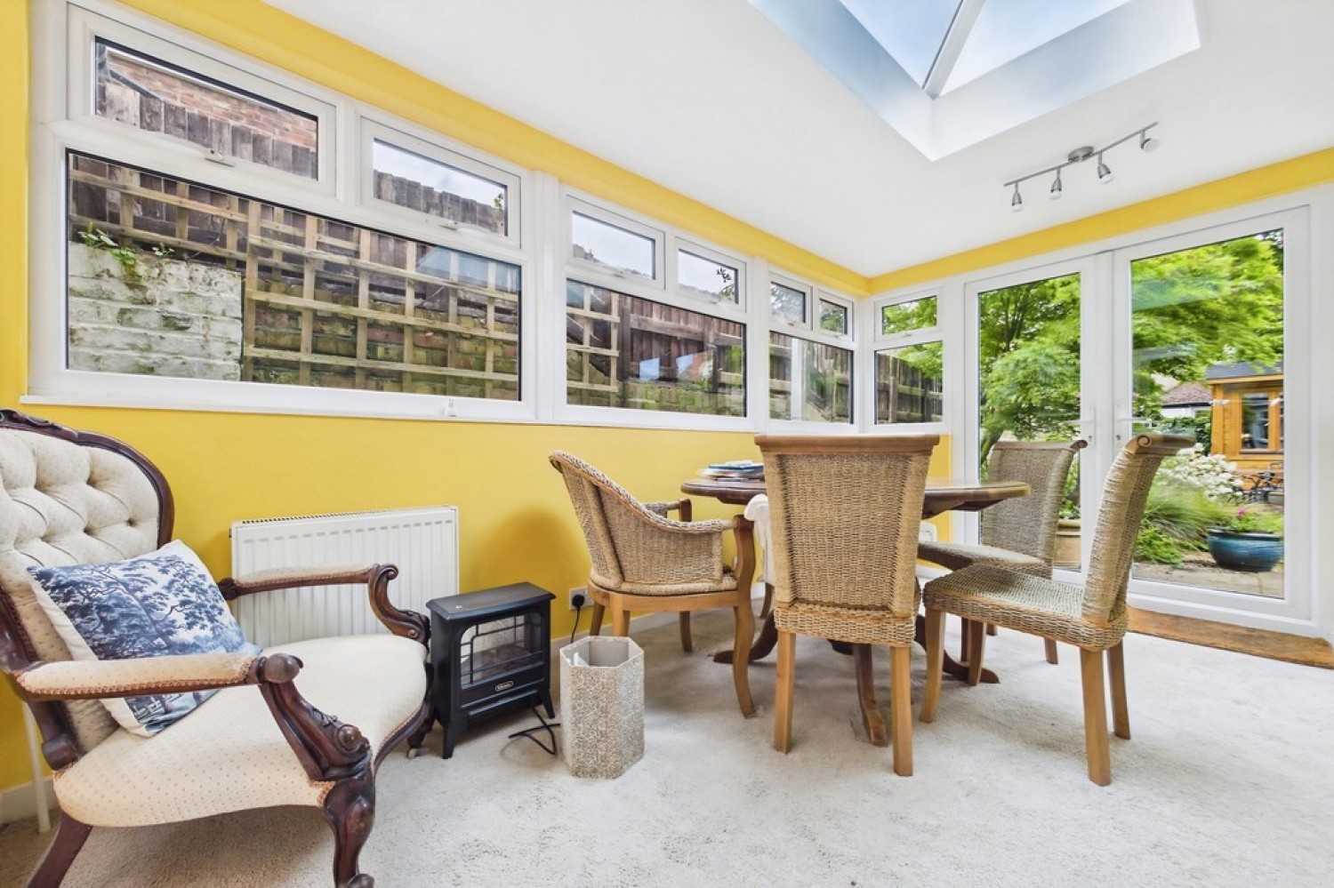 2 bedroom Flat for Sale Bouverie Road West , Folkestone
