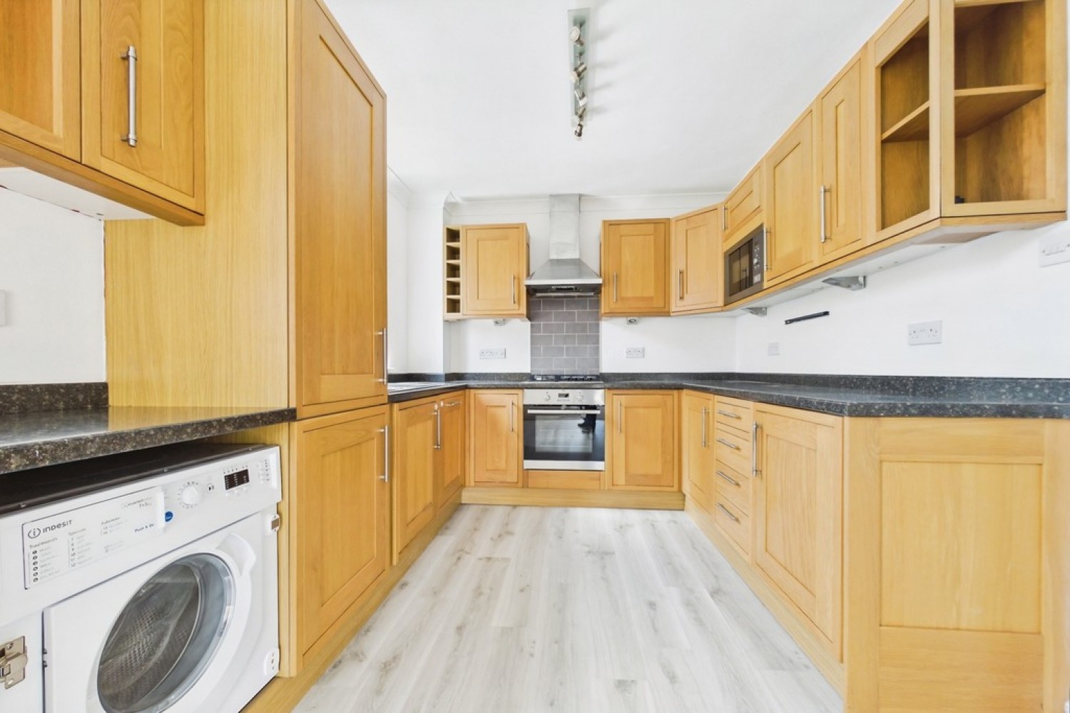 3 bedroom Flat for Sale Grimston Gardens, Folkestone