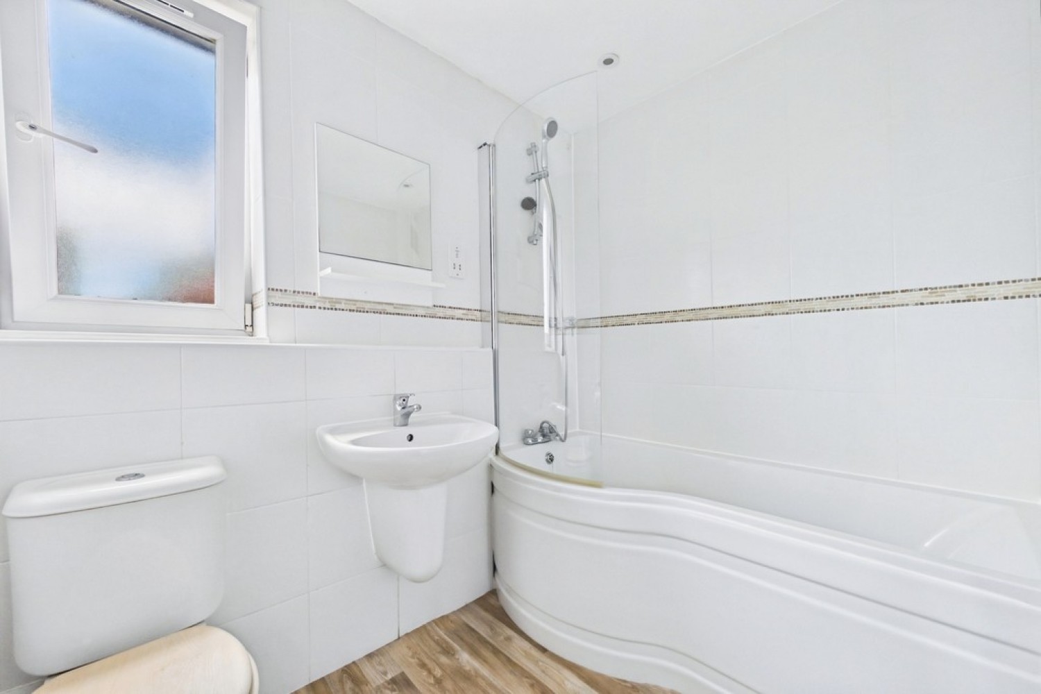 3 bedroom Flat for Sale Grimston Gardens, Folkestone