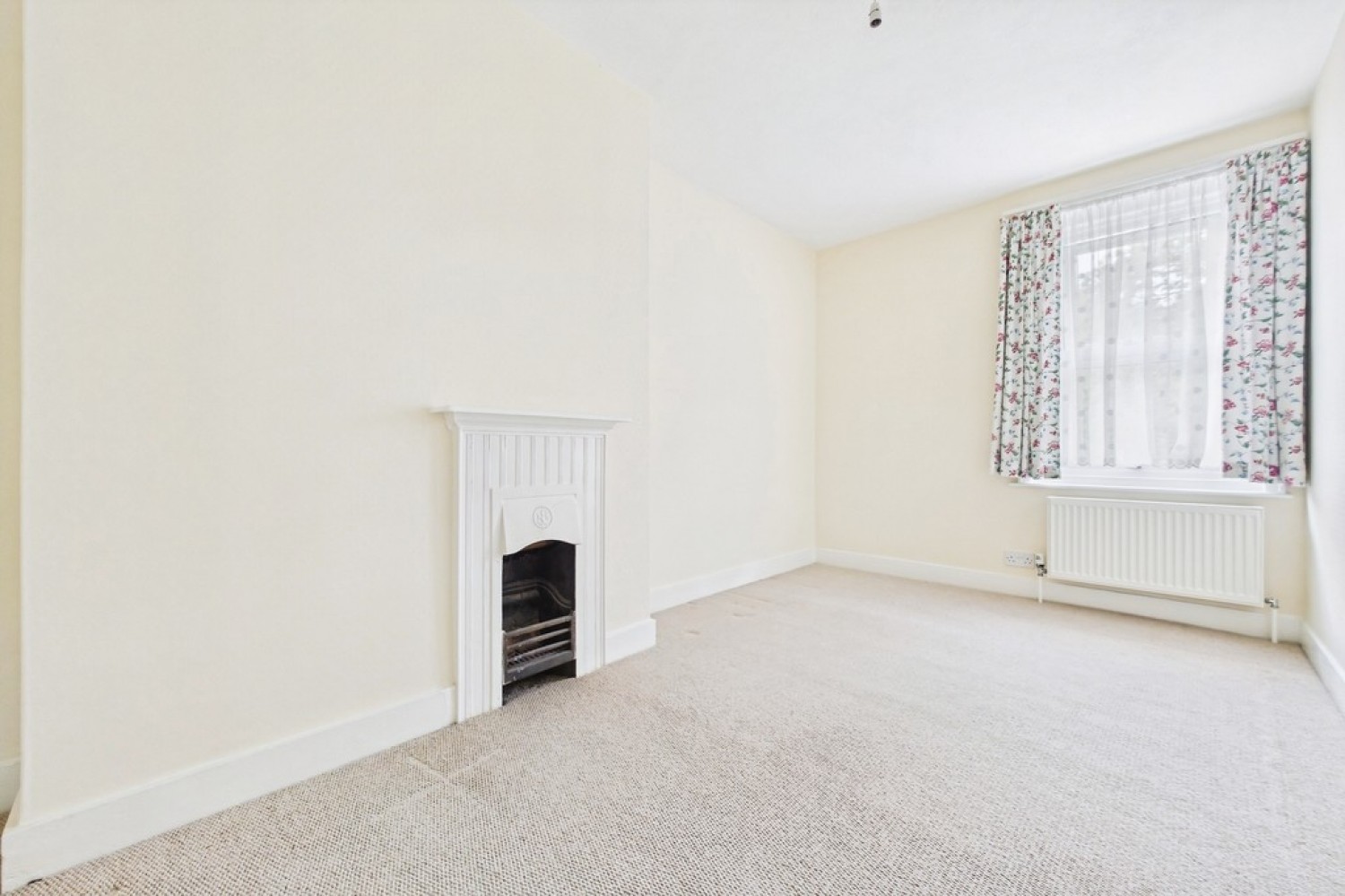 2 bedroom House for Sale Dymchurch Road, Hythe