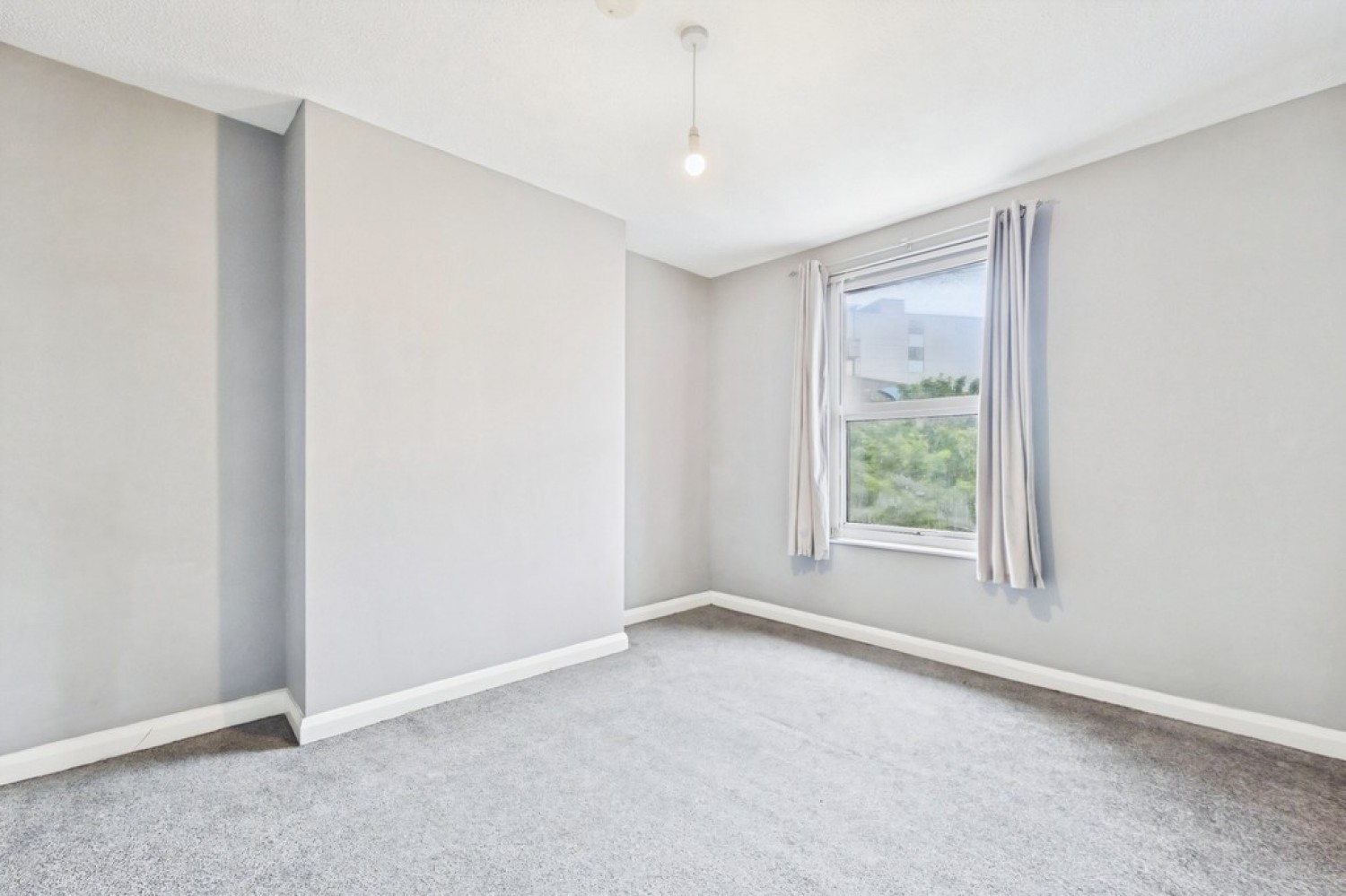 4 bedroom House for Sale Cheriton Road, Folkestone