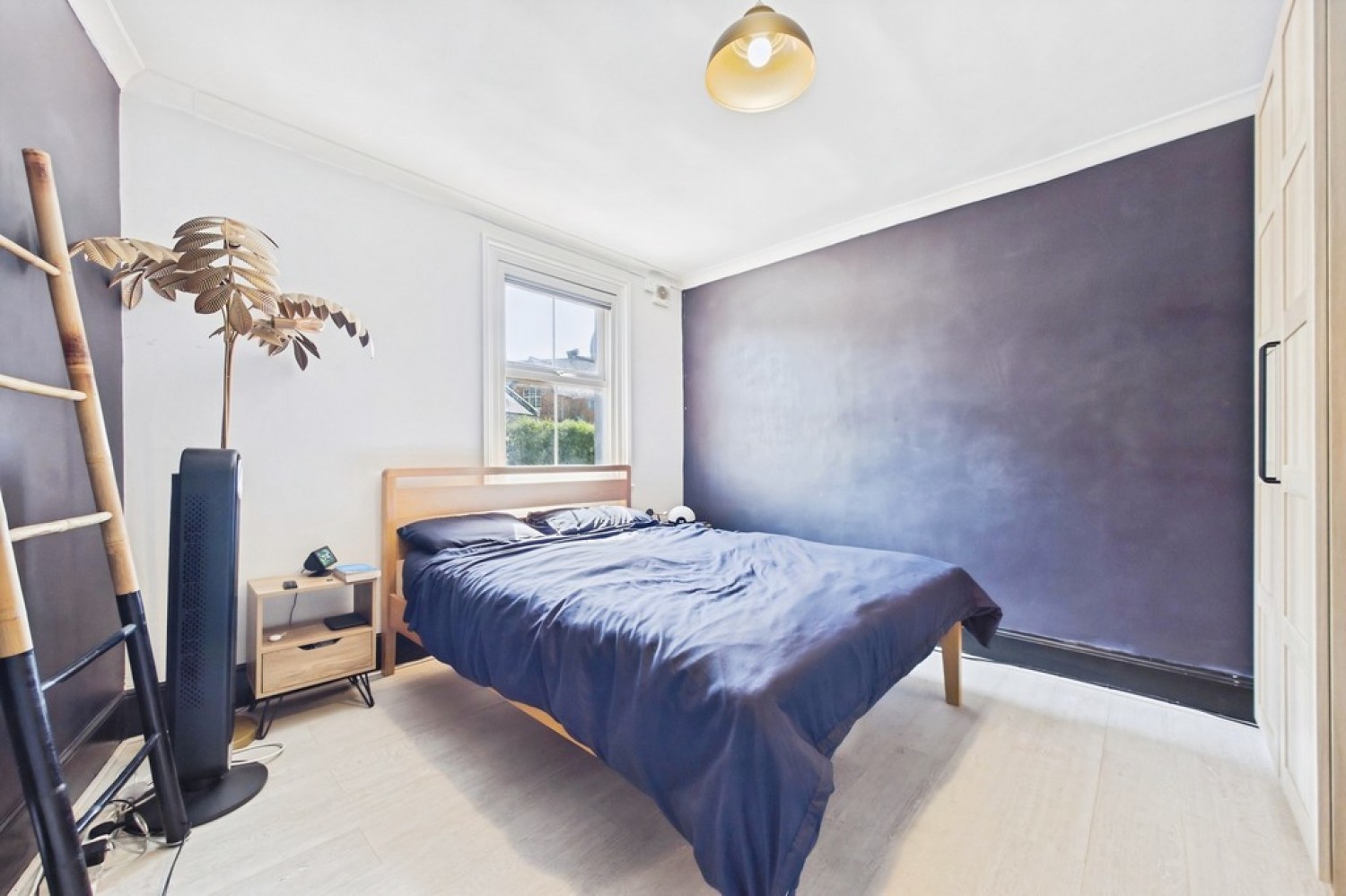 2 bedroom House for Sale Radnor Park Road, Folkestone