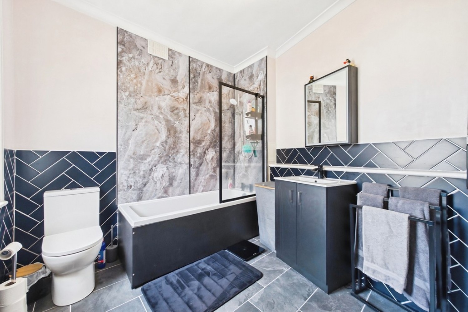 2 bedroom House for Sale Radnor Park Road, Folkestone