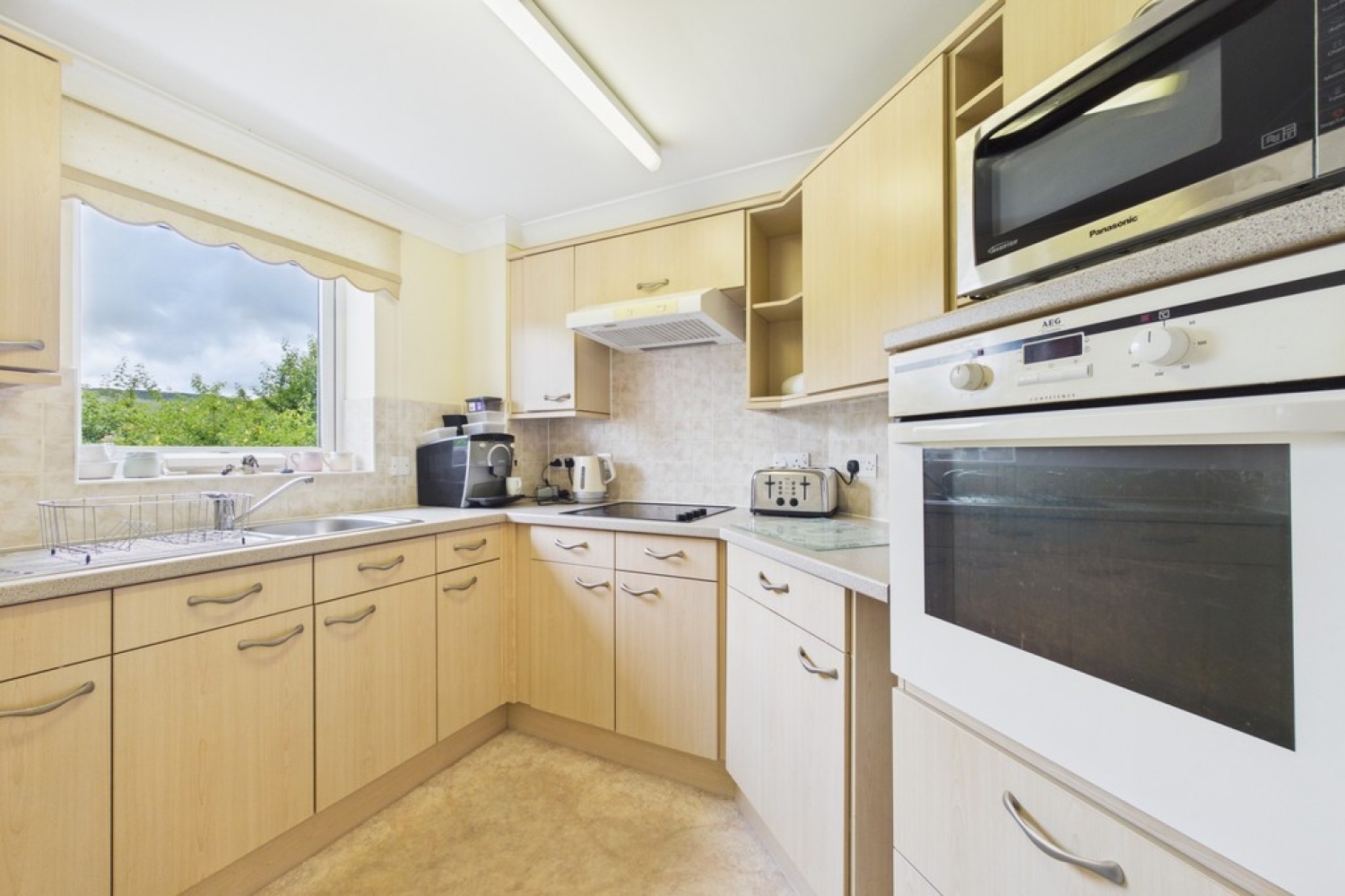 1 bedroom Flat for Letting Laurel Court, Folkestone