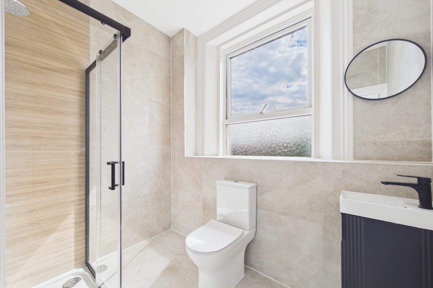 3 bedroom Flat for Letting Harold Street, Dover
