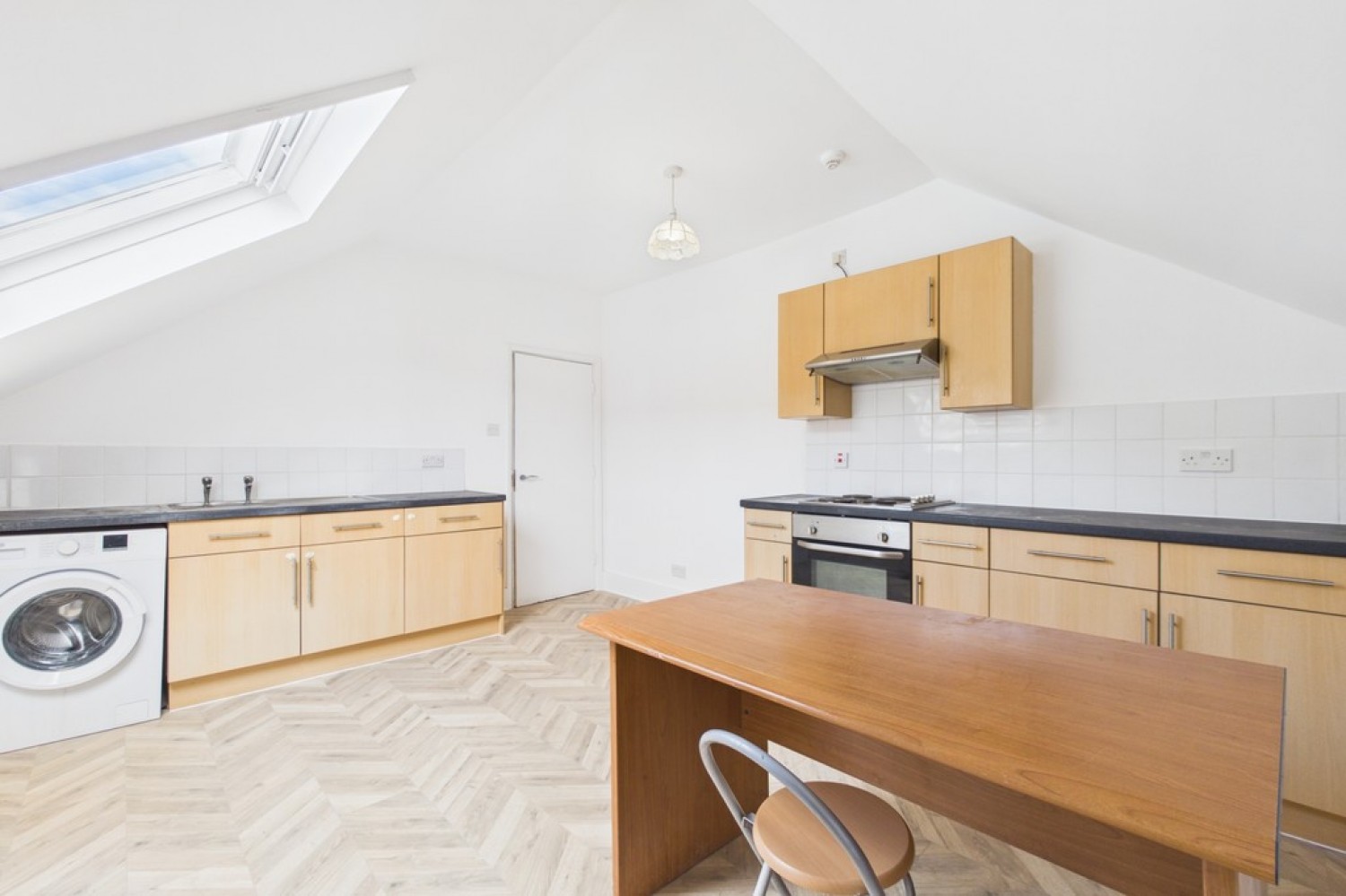 2 bedroom Flat for Letting Harold Street, Dover