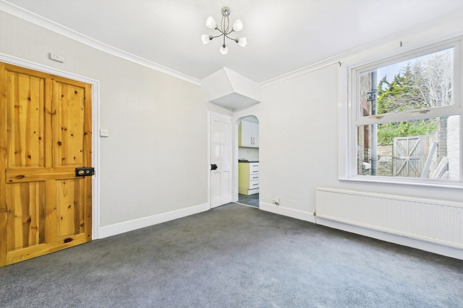 2 bedroom House for Sale Nightingale Road, Dover