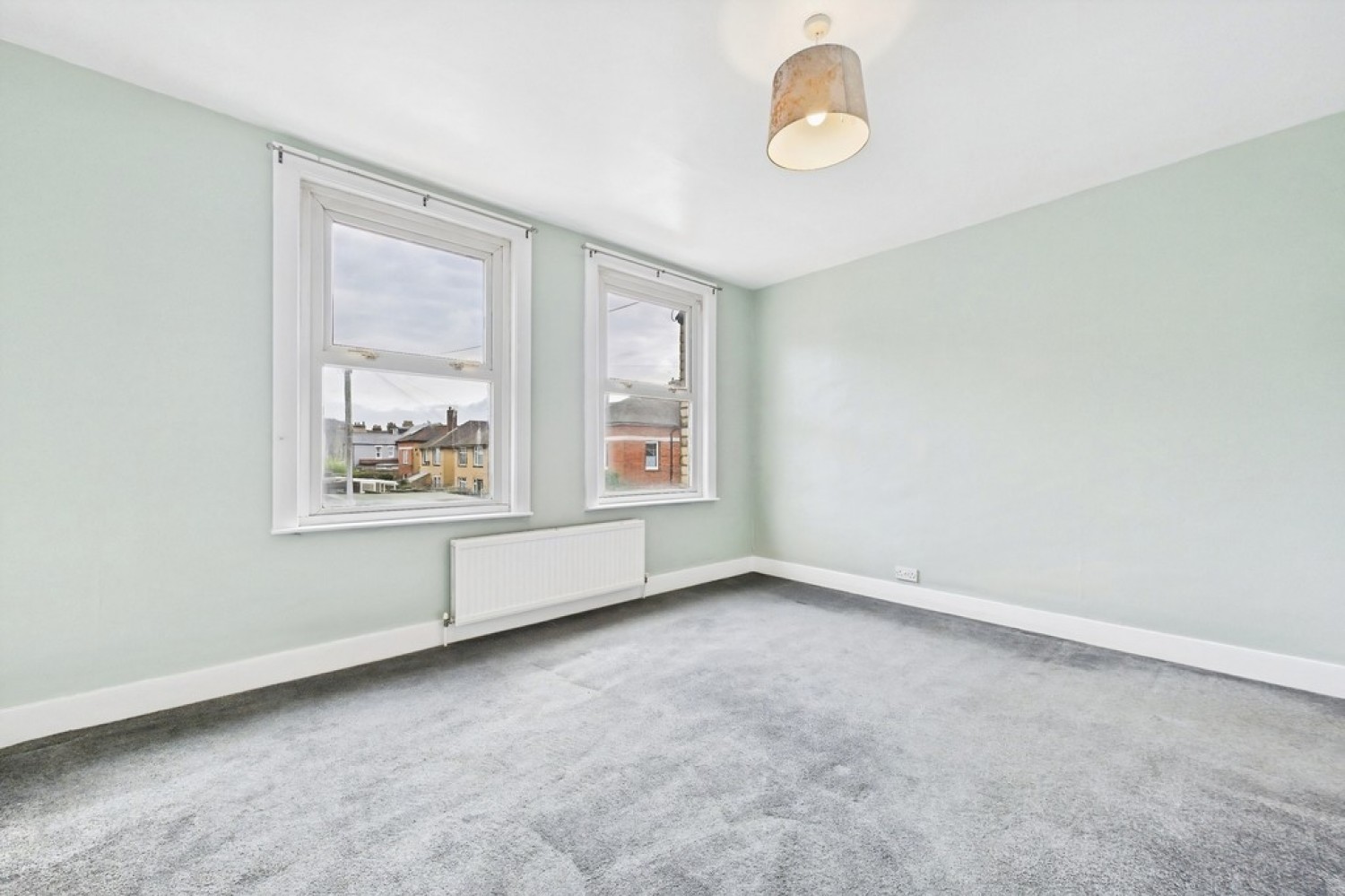 2 bedroom House for Sale Nightingale Road, Dover