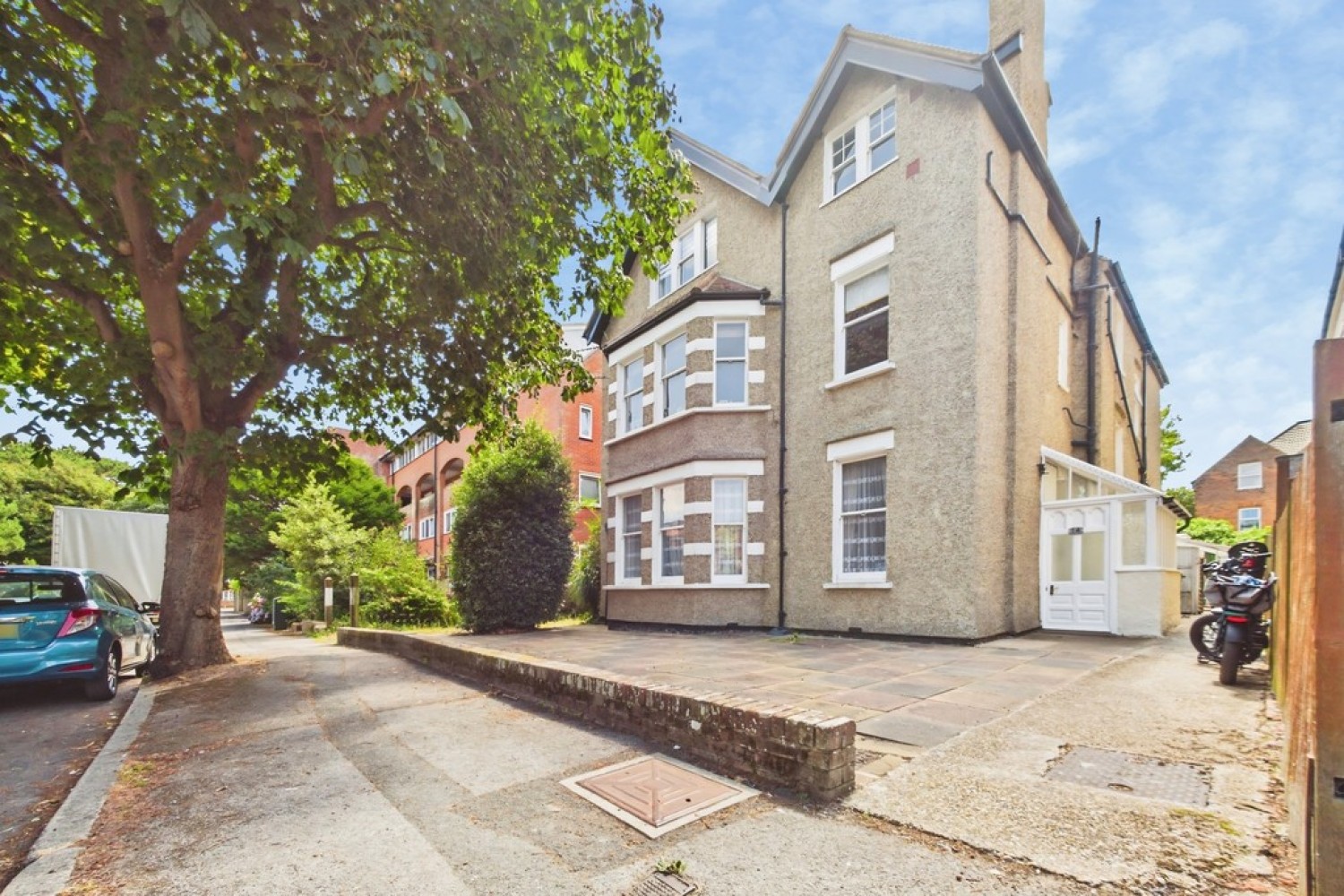 3 bedroom Flat for Sale Grimston Gardens, Folkestone