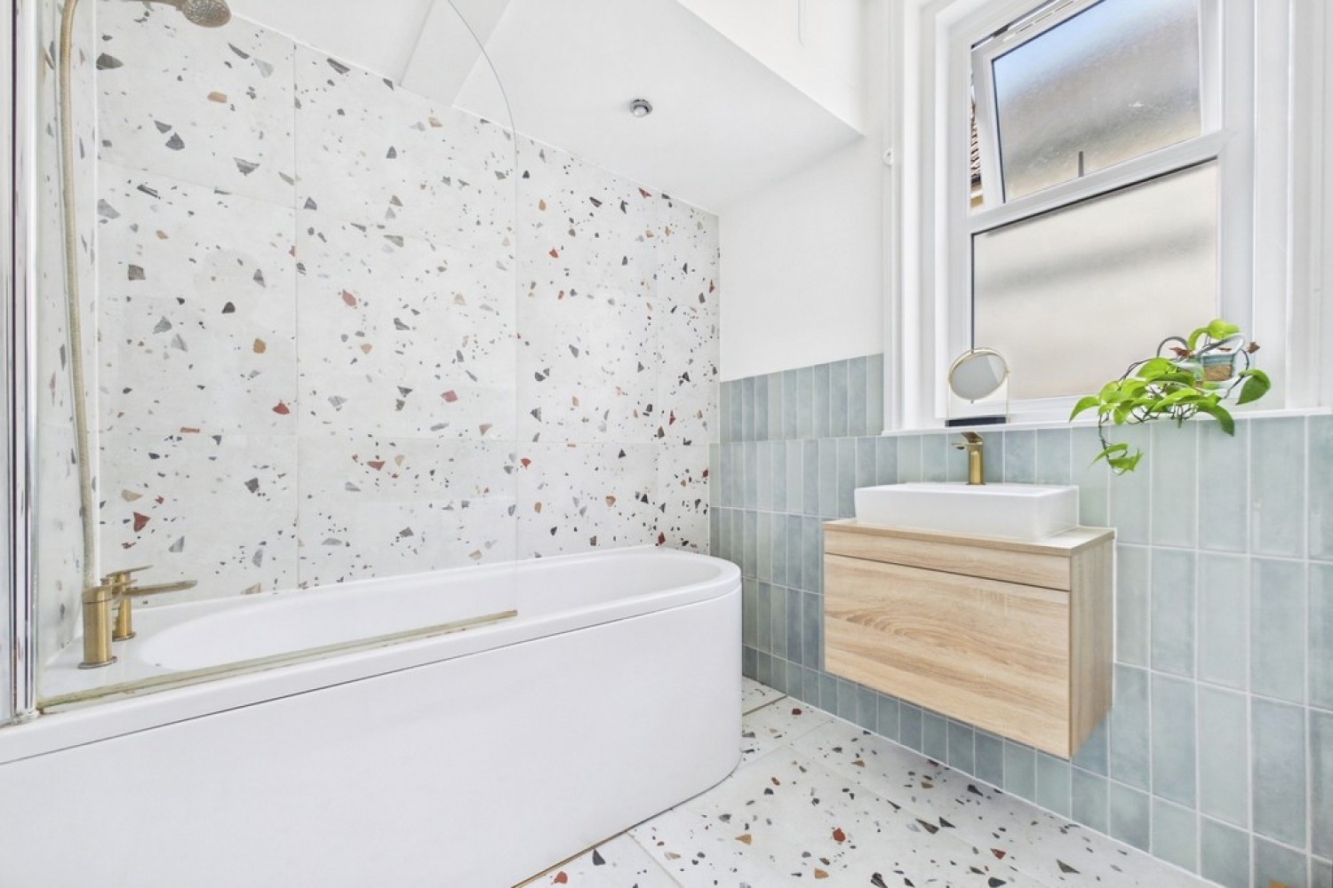 3 bedroom Flat for Sale Grimston Gardens, Folkestone