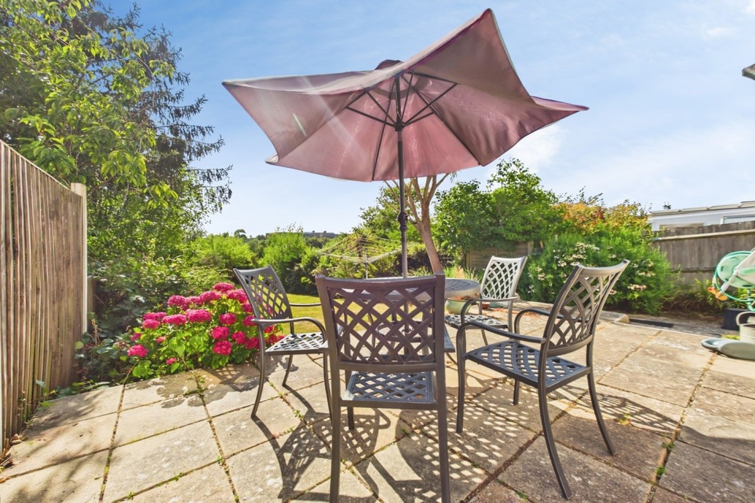 3 bedroom House for Sale Downs Road, Folkestone