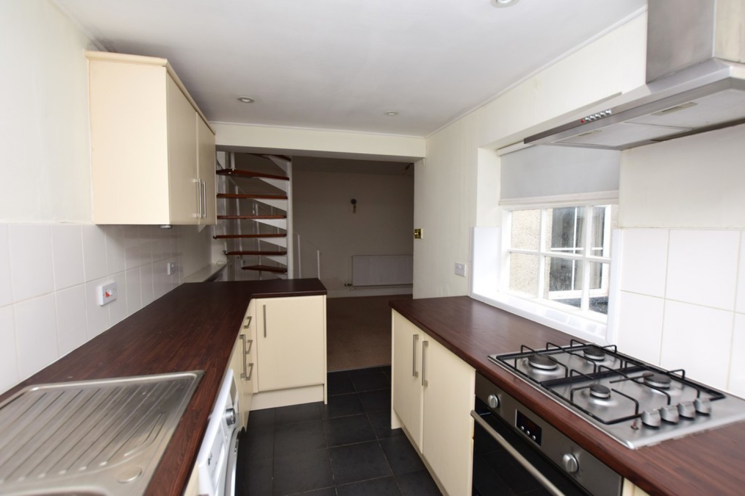 2 bedroom House for Letting Church Street, Burbage