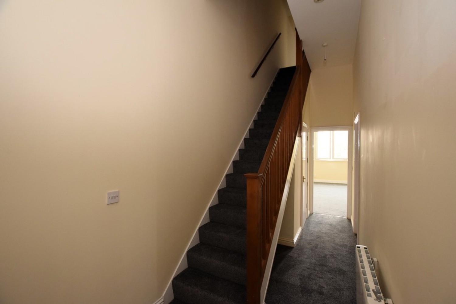 2 bedroom Flat for Letting Castle Hill Mews, 16-20 Hill Street