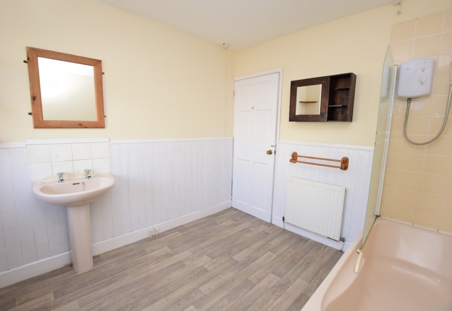 2 bedroom House for Letting Charles Street, Hinckley