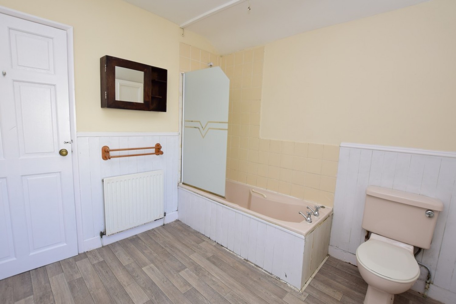 2 bedroom House for Letting Charles Street, Hinckley