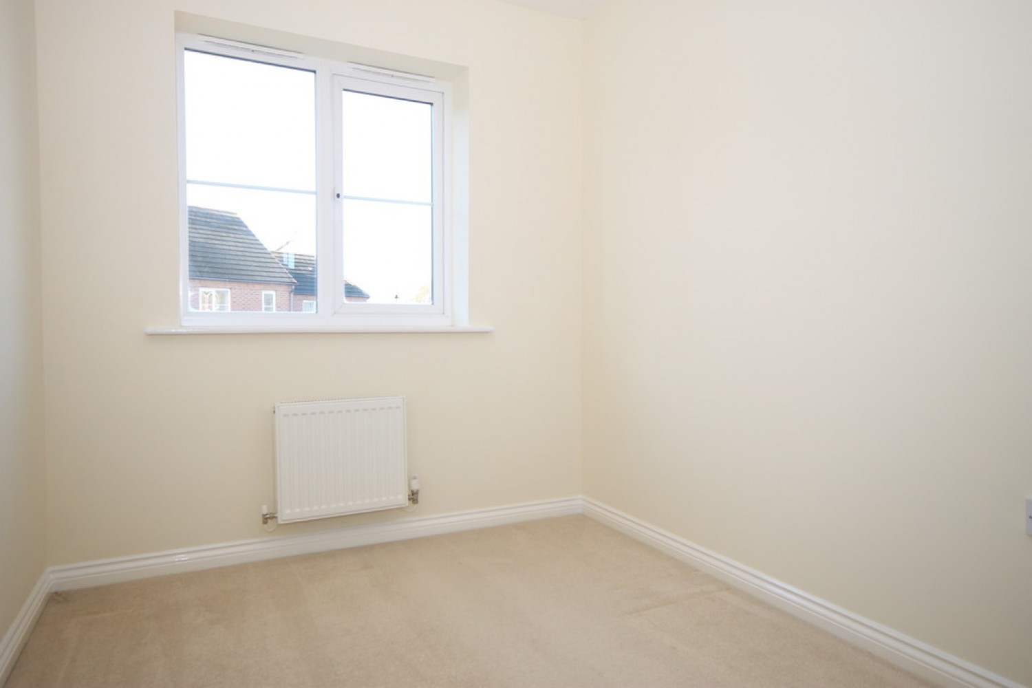 3 bedroom House in Whitebeam Way, Nuneaton