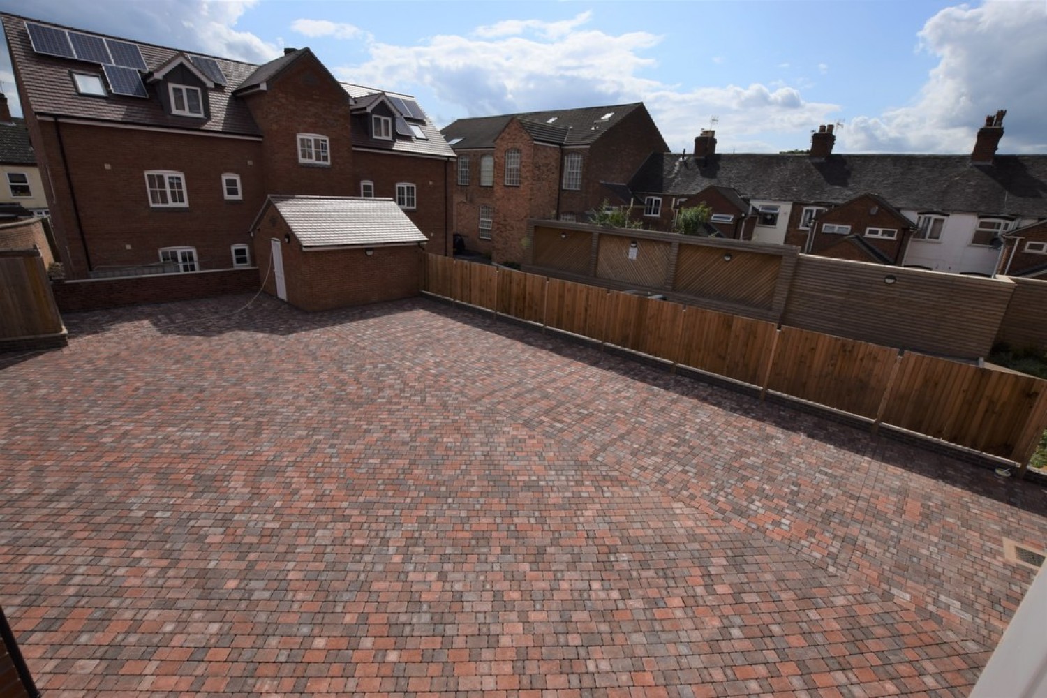 2 bedroom Flat for Letting Castle Inn Court, Castle Street