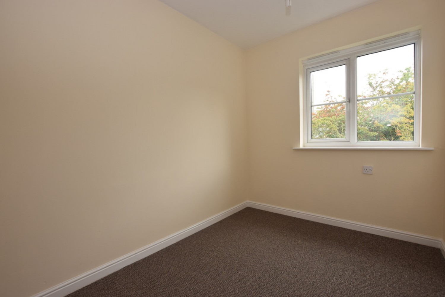 Eliot Mews, Stockingford, Nuneaton